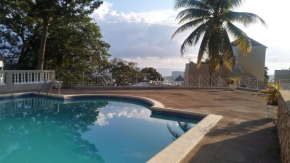 Amazing Location! Walk to town, beach & dinner - PAYMENT REQUIRED TO RESERVE
